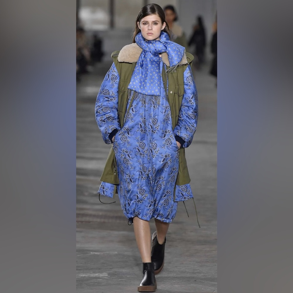 3.1 Phillip Lim Silk Floral Print Coat -Size Small, Runs big. Fits a Medium